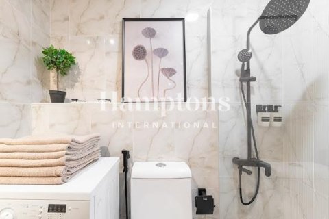 Apartment de 1 dormitorio en The Address Dubai Marina, UAE No. 136091 4