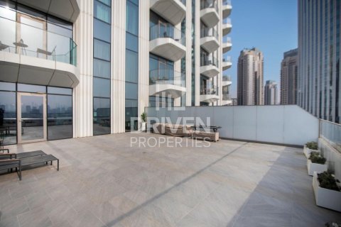 Квартира с 1 спальней в Address Harbour Point, ОАЭ №202536 4