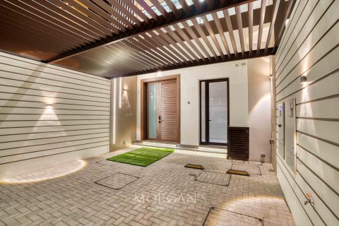 4 bedrooms Villa in Al Furjan, UAE No. 37889 32