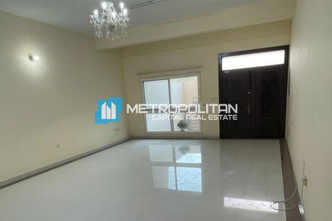 Villa de 12 dormitorios en Khalifa City, UAE No. 90949 11