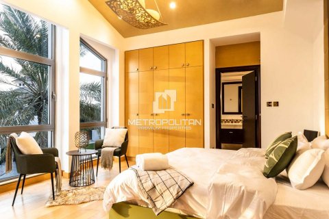 Вилла с 6 спальнями №128449 25