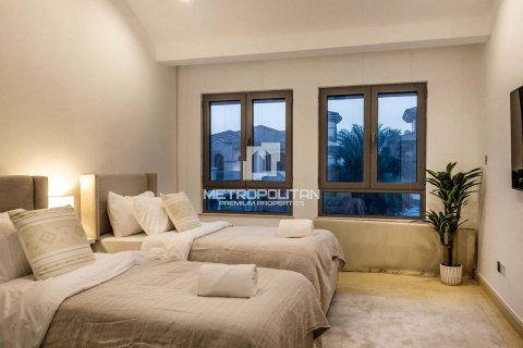 Вилла с 6 спальнями №128449 28