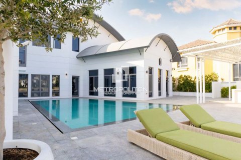 Вилла с 6 спальнями №128449 3