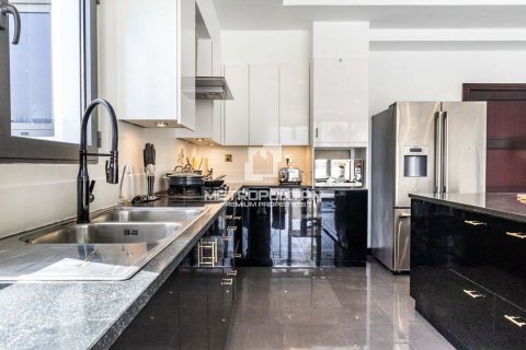 Вилла с 6 спальнями №128449 10