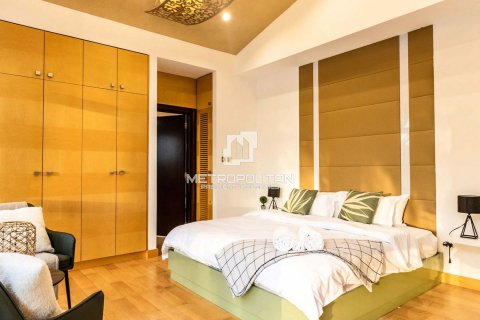 Вилла с 6 спальнями №128449 20