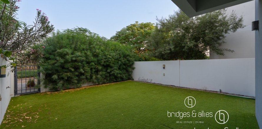 Вилла с 3 спальнями  №131637