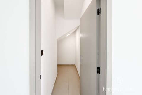 4 bedrooms Villa  No. 131633 21