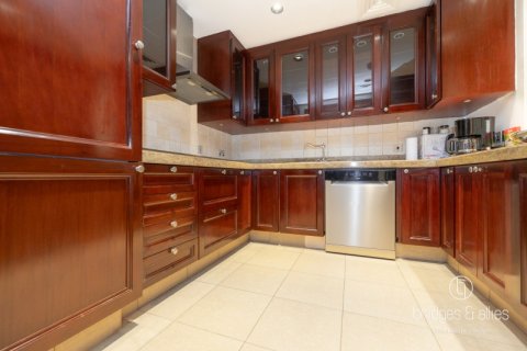 1 غرف نوم شقة  رقم 131634 9