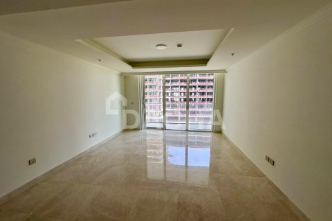 Квартира с 1 спальней в EMAAR Beachfront, ОАЭ №161996 12
