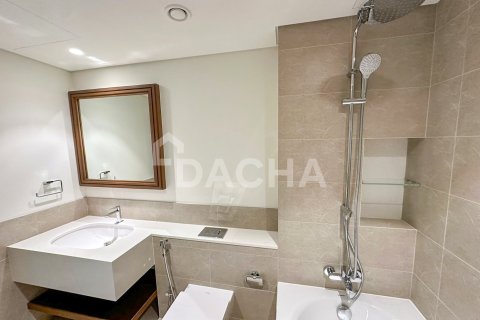 Квартира с 1 спальней в EMAAR Beachfront, ОАЭ №161996 6
