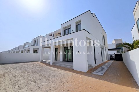 Villa de 4 dormitorios en Arabian Ranches 3, UAE No. 161998 3
