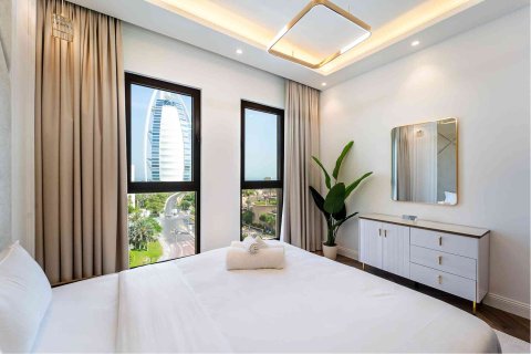 Квартира с 3 спальнями в Умм-Сукейм, ОАЭ №147001 13