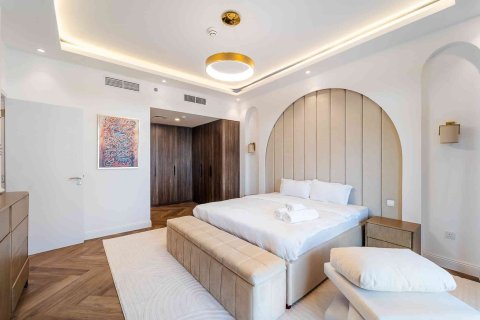 Квартира с 3 спальнями в Умм-Сукейм, ОАЭ №147001 20