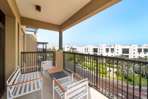 Квартира с 3 спальнями в Умм-Сукейм, ОАЭ №147001 25