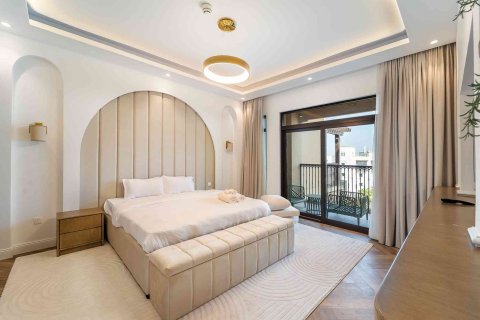 Квартира с 3 спальнями в Умм-Сукейм, ОАЭ №147001 16