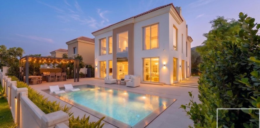 5 غرفة نوم  فيلا في Victory Heights, الإمارات العربية المتحدة رقم 205930