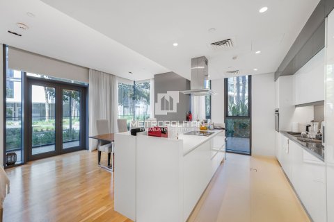 Квартира с 2 спальнями в Bluewaters Residences, ОАЭ №78540 8