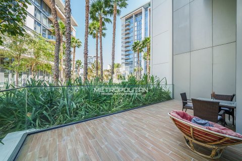 Квартира с 2 спальнями в Bluewaters Residences, ОАЭ №78540 1