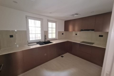 2 bedrooms Apartment in Dubai Land, UAE No. 163049 18
