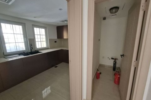 2 bedrooms Apartment in Dubai Land, UAE No. 163049 17