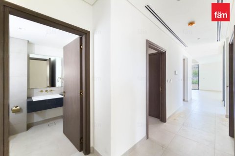 4 bedrooms Villa in Dubai, UAE No. 165475 11
