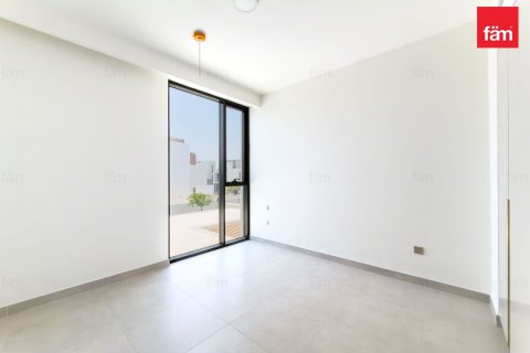 4 bedrooms Villa in Dubai, UAE No. 165475 18