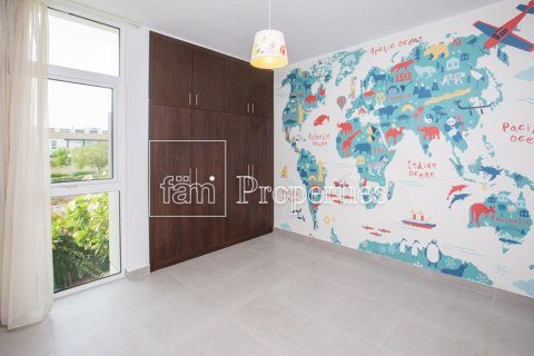 3 bedrooms Townhouse in Dubai, UAE No. 165474 7