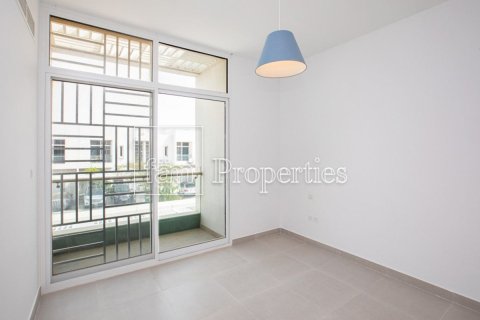 3 bedrooms Townhouse in Dubai, UAE No. 165474 13