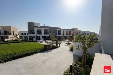 3 غرف نوم فيلا في دبي, الإمارات العربية المتحدة رقم 165473 6