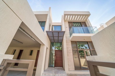 Villa de 5 chambres à District One, UAE No. 102897 13