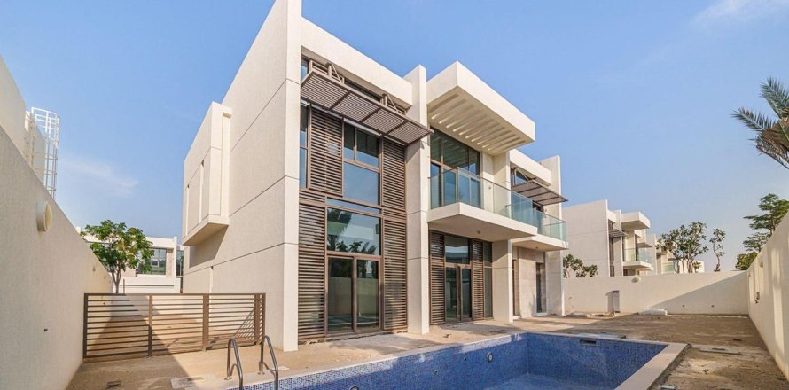 Villa de 5 chambres à District One, UAE No. 102897
