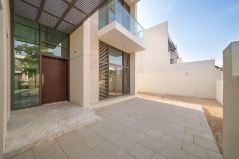 Villa de 5 chambres à District One, UAE No. 102897 2