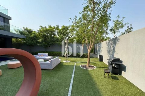 Villa de 5 dormitorios  No. 113349 3