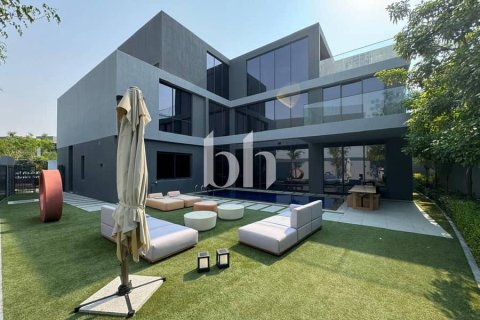 Villa de 5 dormitorios  No. 113349 11