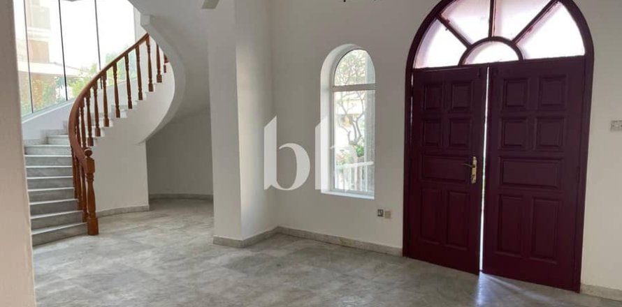 Вилла с 5 спальнями  №113346