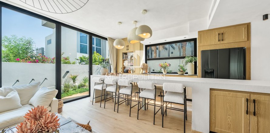 Townhouse de 3 dormitorios No. 129268