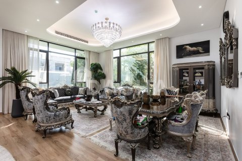 Вилла с 5 спальнями в Nad Al Sheba 1, ОАЭ №155672 19