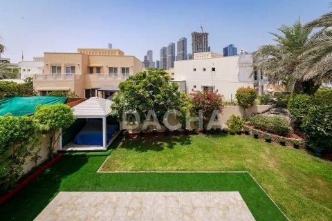 4 bedrooms Villa in Meadows, UAE No. 161268 23