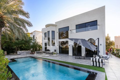 4 bedrooms Villa in Jumeirah Islands, UAE No. 161267 20