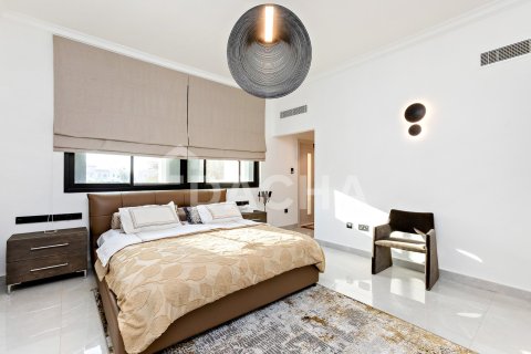 4 bedrooms Villa in Jumeirah Islands, UAE No. 161267 14