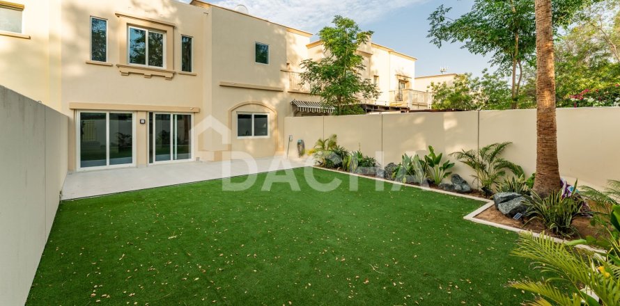 Townhouse de 3 chambres à Dubai, UAE No. 161266