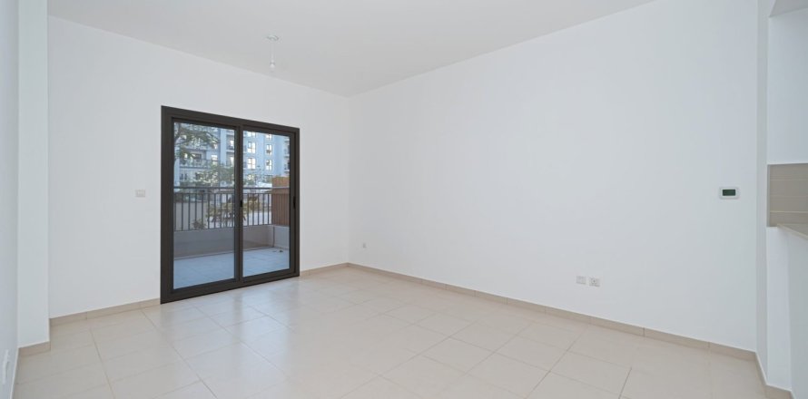 Квартира с 3 спальнями в Town Square, ОАЭ №152488