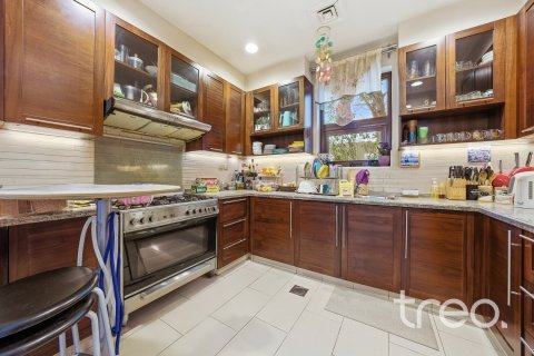 Villa de 3 chambres à Casa, UAE No. 173536 7