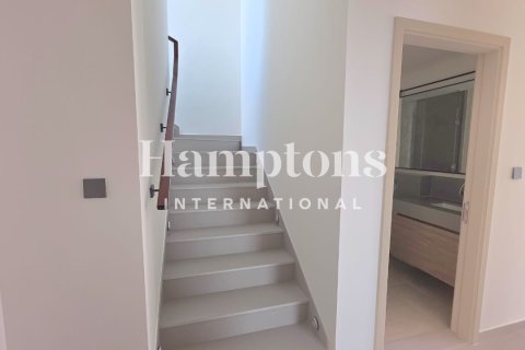 Таунхаус с 4 спальнями в Sweden, ОАЭ №134399 16