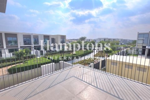 Таунхаус с 4 спальнями в Sweden, ОАЭ №134399 14