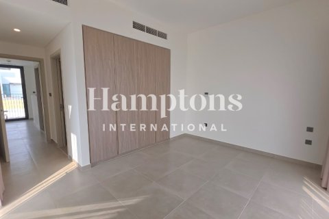 4 bedrooms Townhouse in Sweden, UAE No. 134399