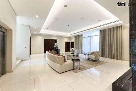 6 bedrooms Villa in Dubai, UAE No. 208292 13