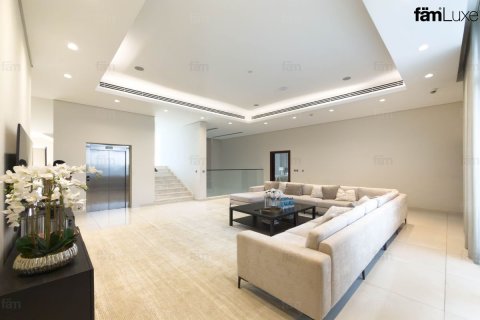 6 bedrooms Villa in Dubai, UAE No. 208292 14