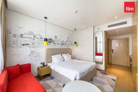 Studio Apartment in Dubai, UAE No. 186413