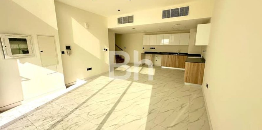 Townhouse de 3 dormitorios  No. 114781